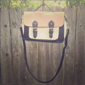 Crossbody messenger bag